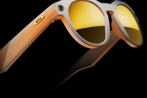 Meta й Oakley випустили “розумні” окуляри з камерою 3K і голосовим ШІ-помічником