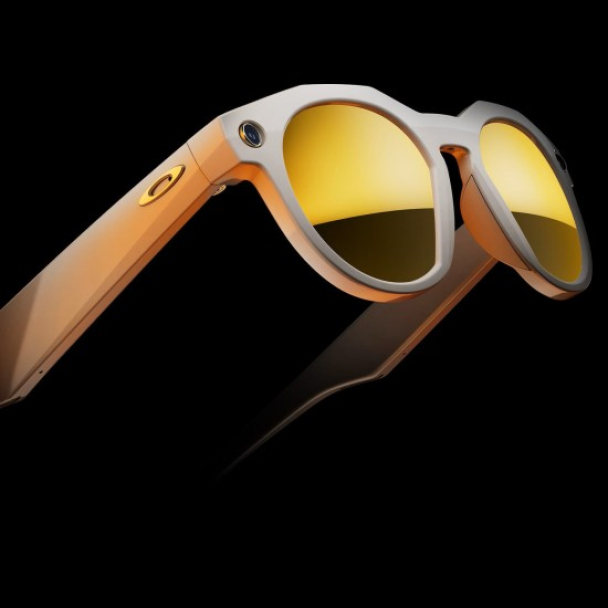 Meta й Oakley випустили “розумні” окуляри з камерою 3K і голосовим ШІ-помічником