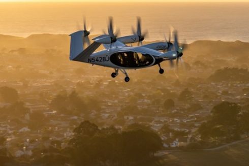 В Дубаї протестували повітряне таксі: коли його запустять