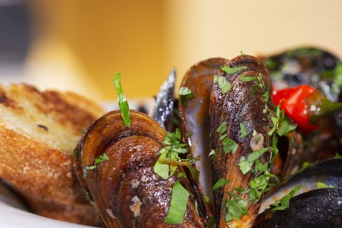 Неаполитанские мидии: очень вкусный и простой рецепт