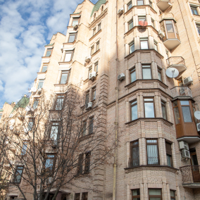 Рынок аренды жилья в Киеве упал на 22% в гривне. Сколько стоит снять квартиру сегодня