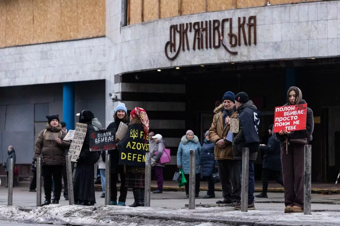 У Києві відкрили другий вихід із метро &laquo;Лук&rsquo;янівська&raquo; &mdash; цього вимагали активісти