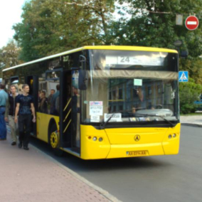 Почему автобусы в Киеве отстают от графика движения: исследование