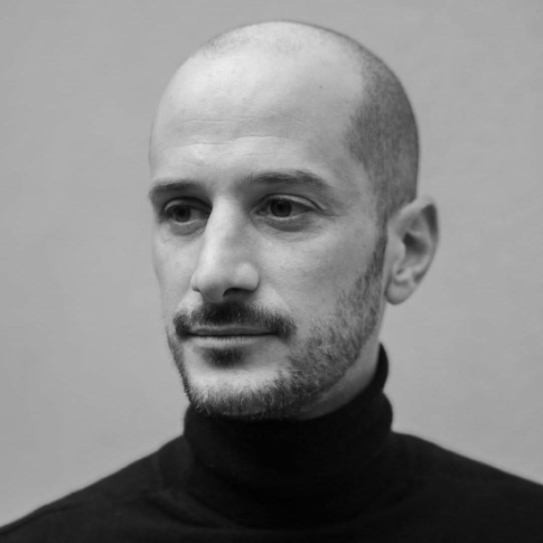 Французький журналіст загинув на Донеччині від удару дрона, українця поранено