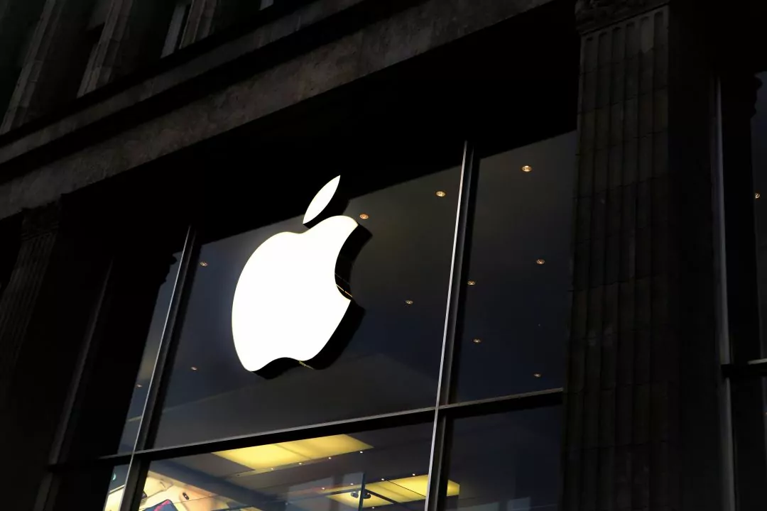 Apple звинуватила OpenAI у викраденні комерційних таємниць