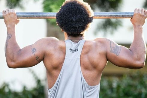 На Шулявке появилась остановка с тренажером: фото