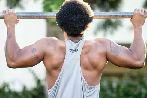 На Шулявке появилась остановка с тренажером: фото