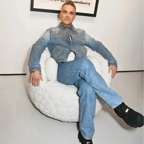 Роббі Вільямс створив крісло для інтровертів