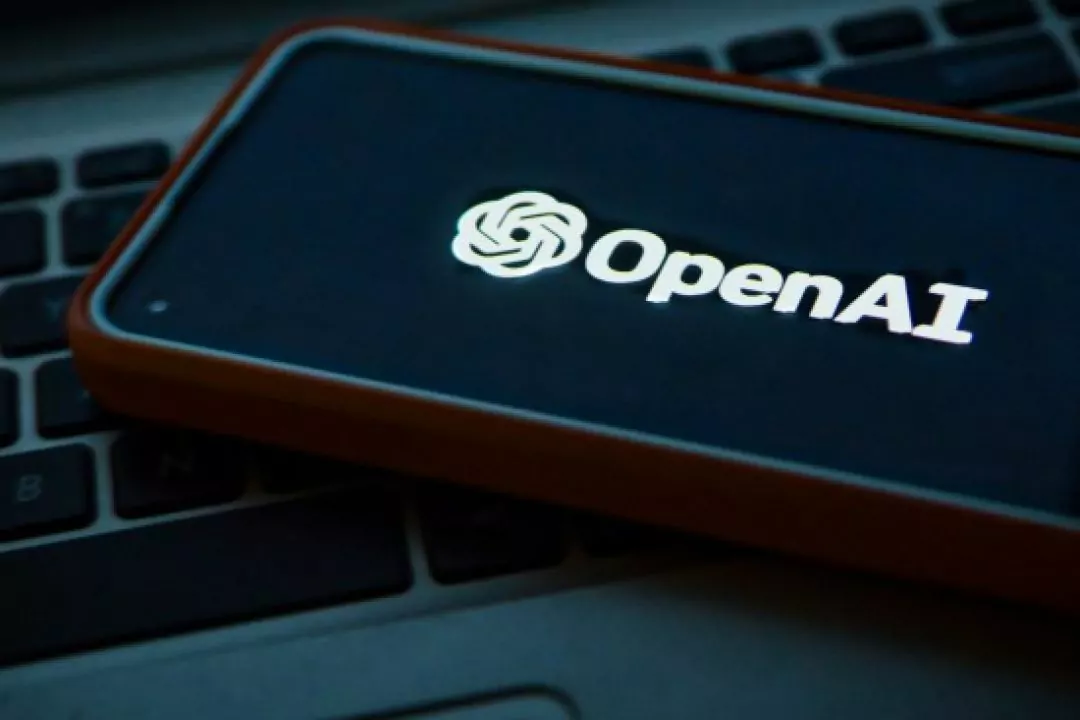 OpenAI дозволить еротичні листування в ChatGPT для повнолітніх