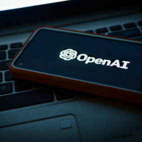 OpenAI дозволить еротичні листування в ChatGPT для повнолітніх