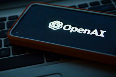 OpenAI дозволить еротичні листування в ChatGPT для повнолітніх
