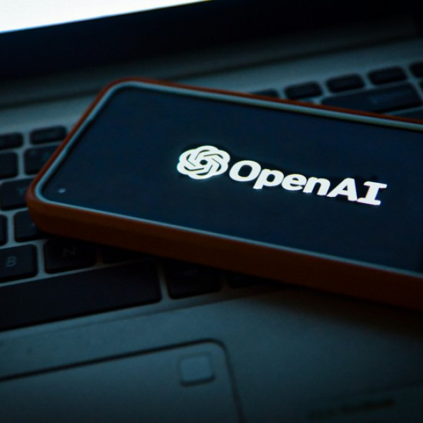 OpenAI дозволить еротичні листування в ChatGPT для повнолітніх