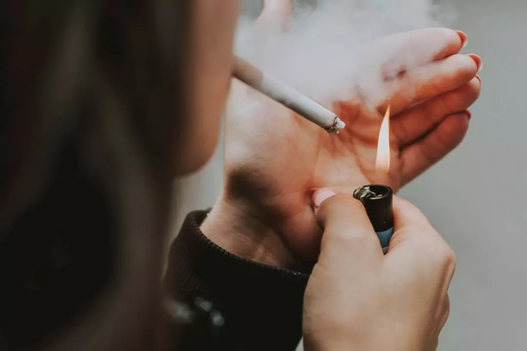 Відсьогодні в Україні заборонений продаж сигарет та електронних сигарет із ароматизаторами