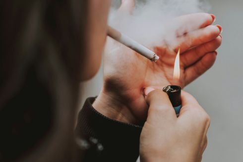 Відсьогодні в Україні заборонений продаж сигарет та електронних сигарет із ароматизаторами