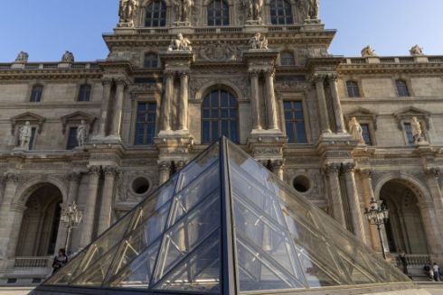 Після пограбування Лувру частину коштовностей перевезли до Банку Франції