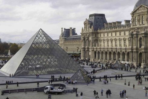Персонал Лувру оголосив страйк на тлі кризи в музеї