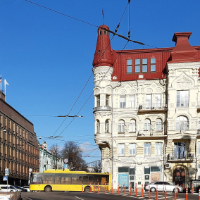 В Киеве переименовали площадь Льва Толстого и ряд улиц: новые названия