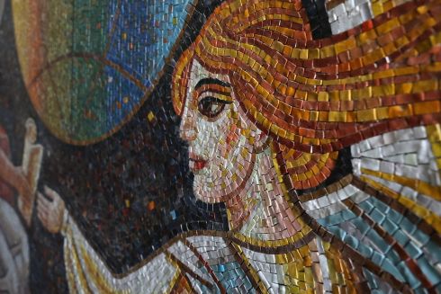 У Львові відновили знищену мозаїку "Інформаційний простір": фото