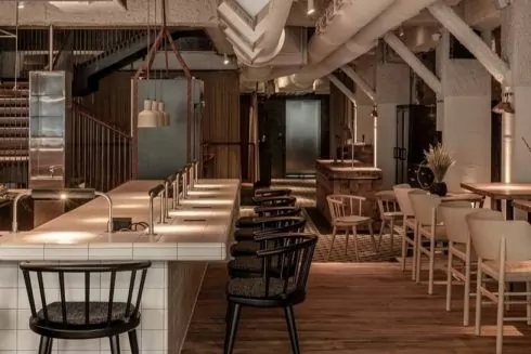 Archdaily написали об интерьере шестиэтажного Mad bars house во Львове: фото