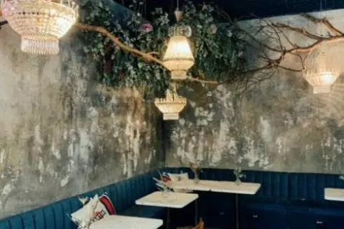 На Подолі відкрили бар &laquo;Цветочная мафия&raquo; з коктейлями і квітами