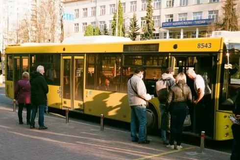 Петиция об отмене остановки киевского транспорта во время тревоги набрала необходимое количество подписей