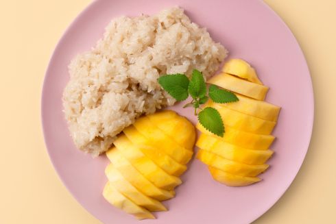 Манго стікі райс: як приготувати популярний тайський десерт