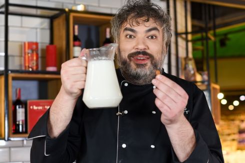 Как самому приготовить миндальное молоко