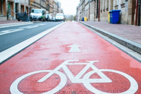 Цього року на 8 вулицях Києва з'являться велодоріжки: де саме