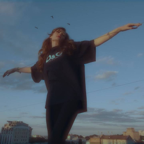 Певица Луна выпустила клип на песню «Жанна д'Арк», снятый в Киеве: видео