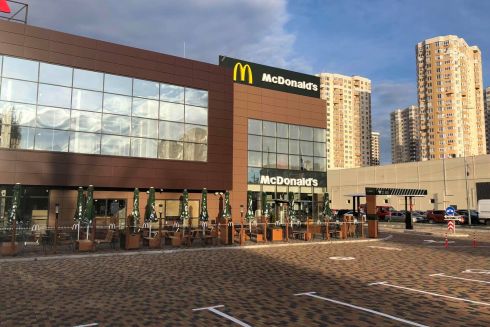 У Броварах збудують McDonald’s: Для цього зріжуть 60-річні каштани