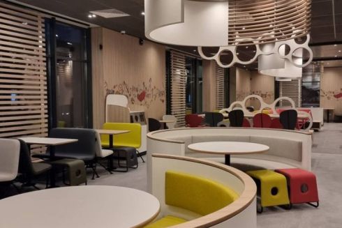 McDonald's відкрив новий двоповерховий ресторан у Києві