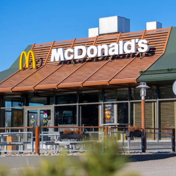 McDonald's спрямує увесь денний прибуток від продажу чізбургерів на допомогу “Охматдиту”