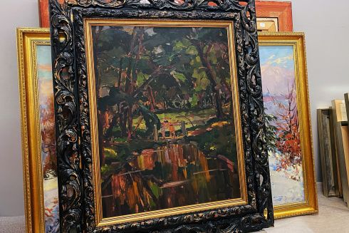 Майже 150 картин Медведчука передадуть Національному художньому музею