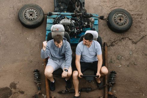 Видео. Киевские волонтеры разработали багги для военных, медиков и спасателей ГСЧС