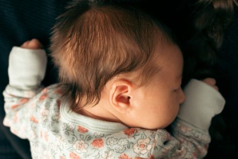 У київському метро просять створити кімнати для мам із немовлятами під час тривог