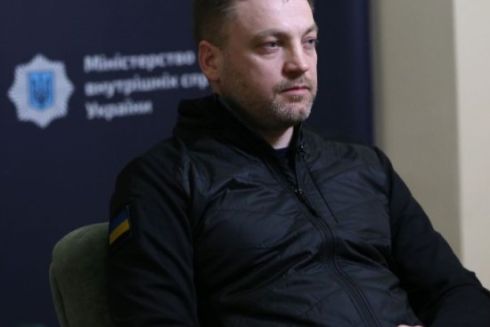 Кияни підтримали перейменування провулка Виноградний на честь Дениса Монастирського