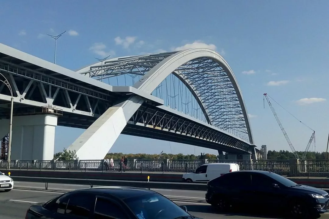 Прокуратура передала до суду справу про розкрадання 36 млн гривень на будівництві Подільського-Воскресенського моста