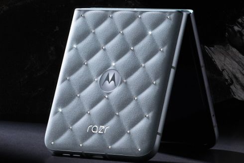 Motorola випустила смартфон із кристалами Swarovski