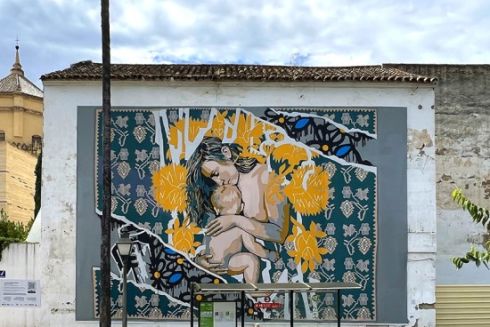 В Іспанії з'явився мурал «Мир у наших руках», присвячений Україні: фото