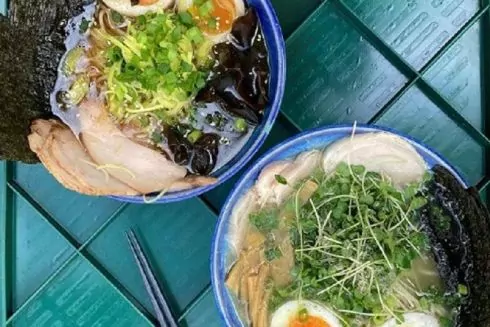 На Подоле  открыли ресторан Naushi с раменом и жареным чаем