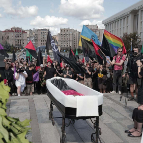 У Києві попрощалися з художником і військовим Давидом Чичканом