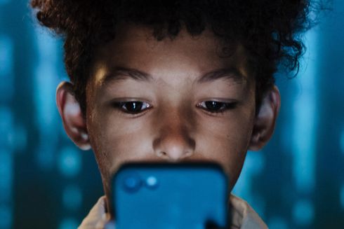 &laquo;Крадуть дитинство&raquo;: Данія заборонить соцмережі для дітей