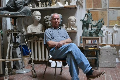 Скульптор Володимир Небоженко: "Сім років я працював над пам’ятником — і ні копійки мені не заплатили"