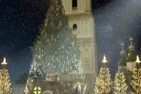 Новый год на Софийской площади будет без концертов и фудкортов: что планируют