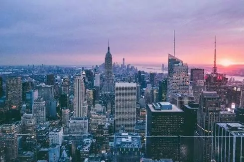 Через рік Нью-Йорк відмовиться від пластикових пакетів