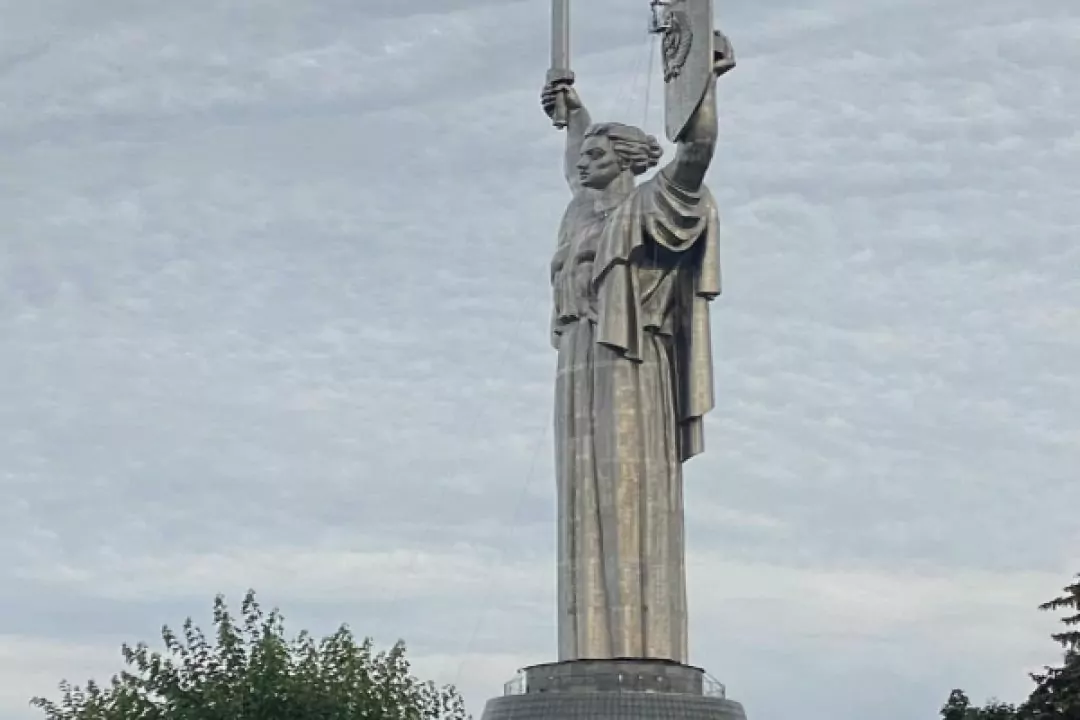 Монумент "Родина-мать" в Киеве переименуют - подробности