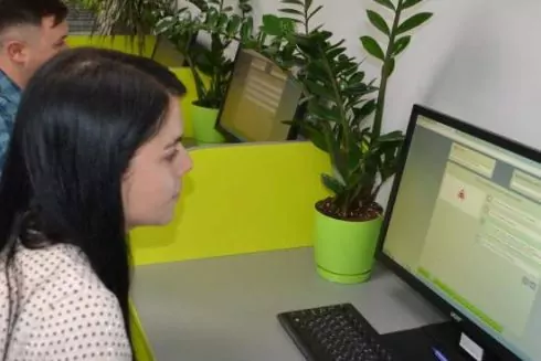 В Україні оновили тестові питання для теоретичного іспиту з водіння