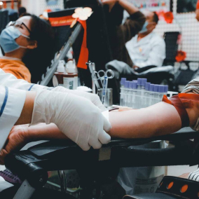 Київські студенти створили базу донорів крові для військових Blood+