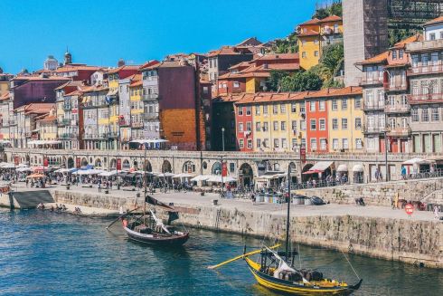 Назвали найкращі країни для подорожей у 2021 році за версією Conde Nast Traveler