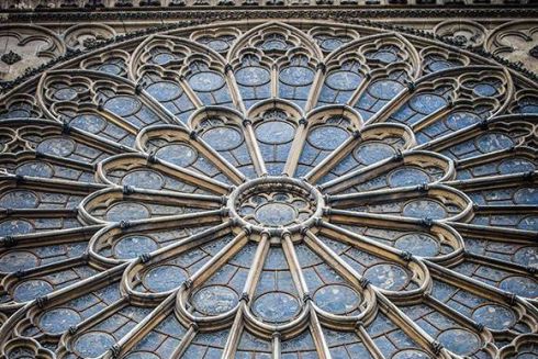 Письменниця Карпа, художниця Брістош, журналістка Гузенко – про те, що значить Нотр-Дам для парижан